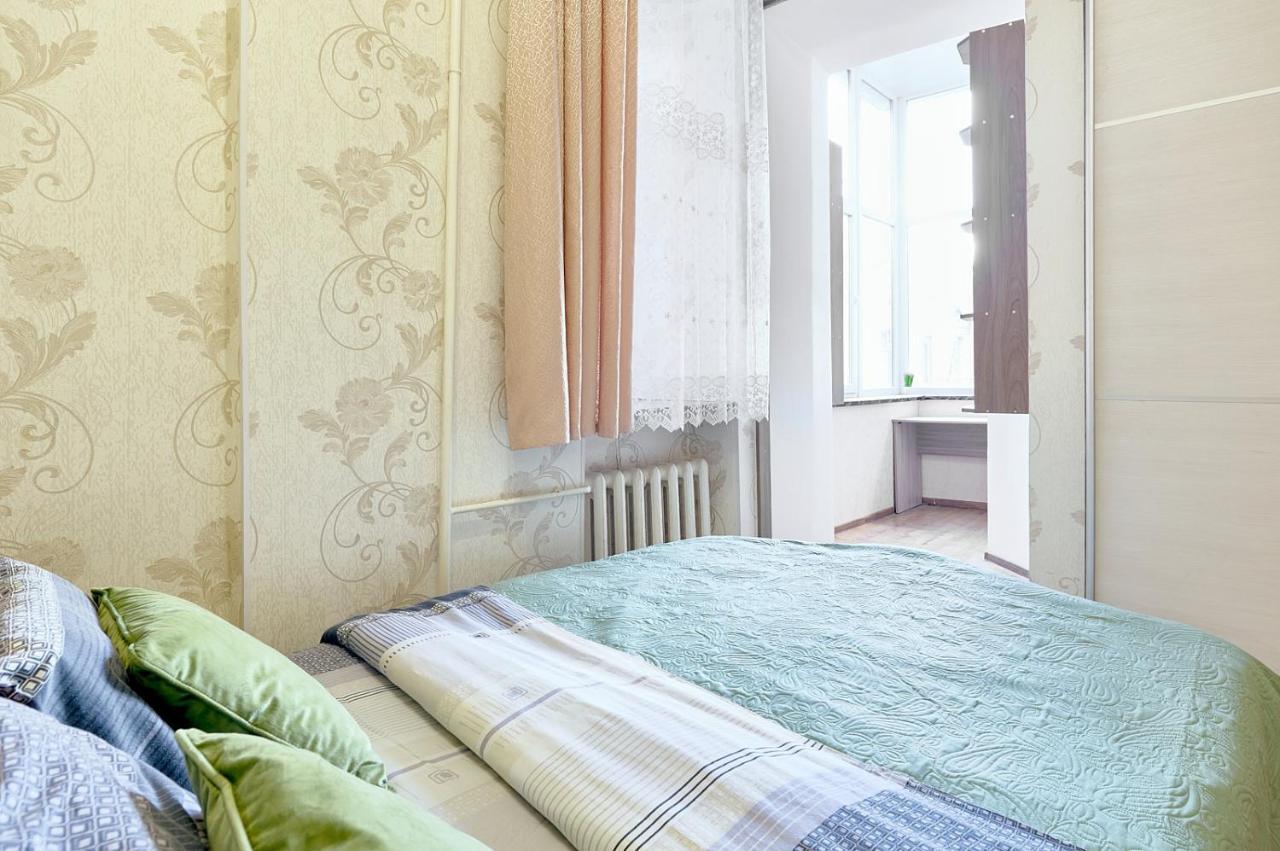 S12-58 Modern Aparthotel With Two 2Bedrooms In Central Kiev - Bessarabska Squere - Gulliver Mall - Olympic Stadium - Palace Of Sports - Saksahanskoho St, 12Б Exterior photo