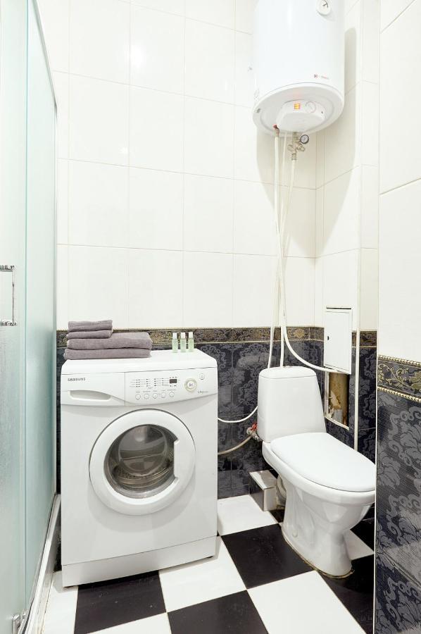 S12-58 Modern Aparthotel With Two 2Bedrooms In Central Kiev - Bessarabska Squere - Gulliver Mall - Olympic Stadium - Palace Of Sports - Saksahanskoho St, 12Б Exterior photo